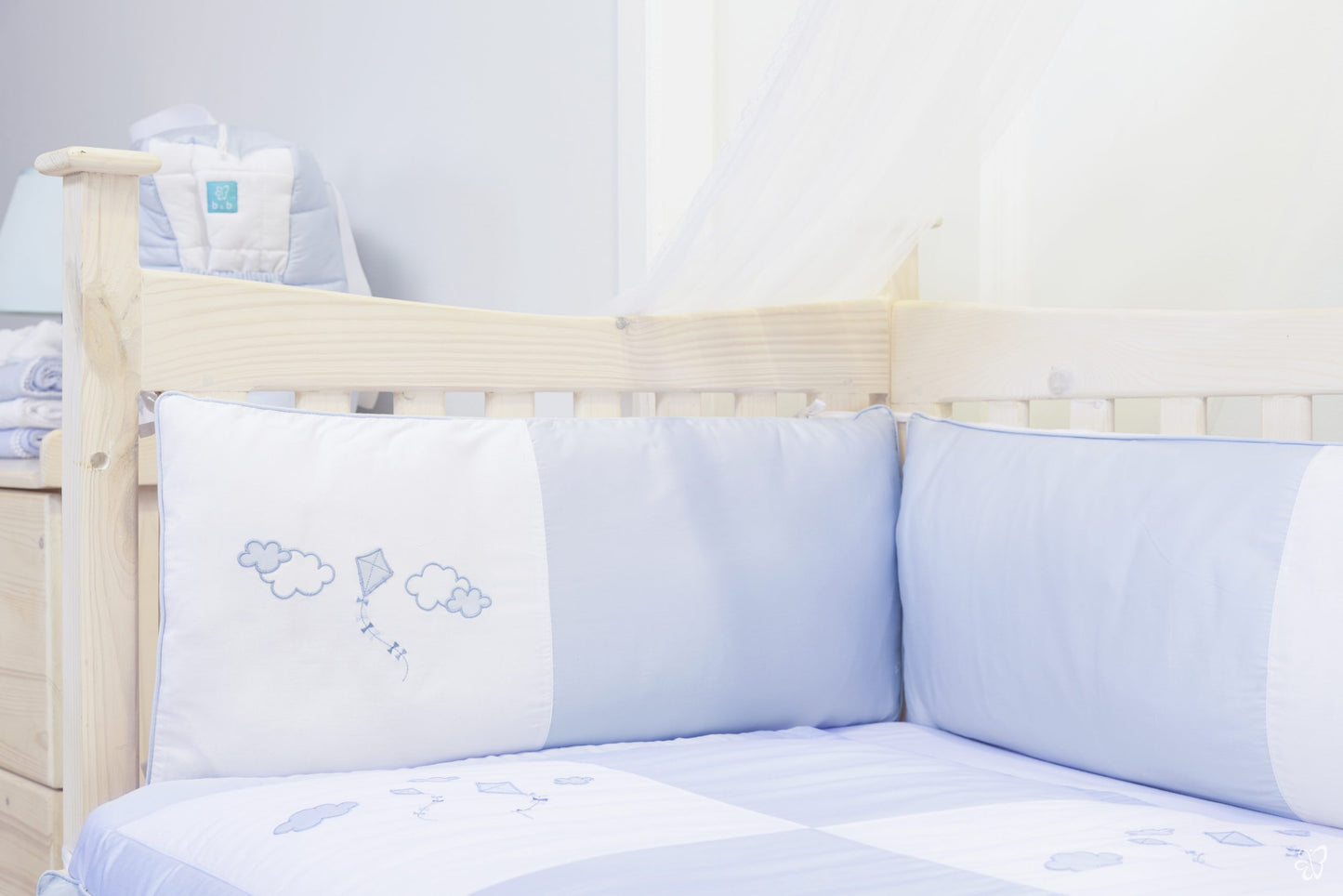 Cloudy Blue Bumper Set