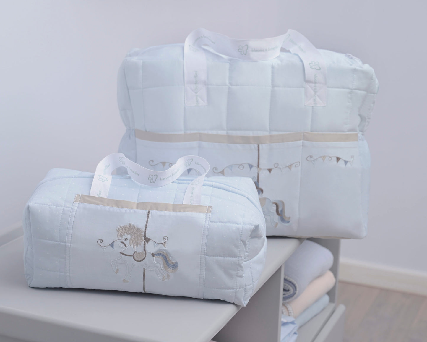 Merry Go Round Theater Bag – Boy