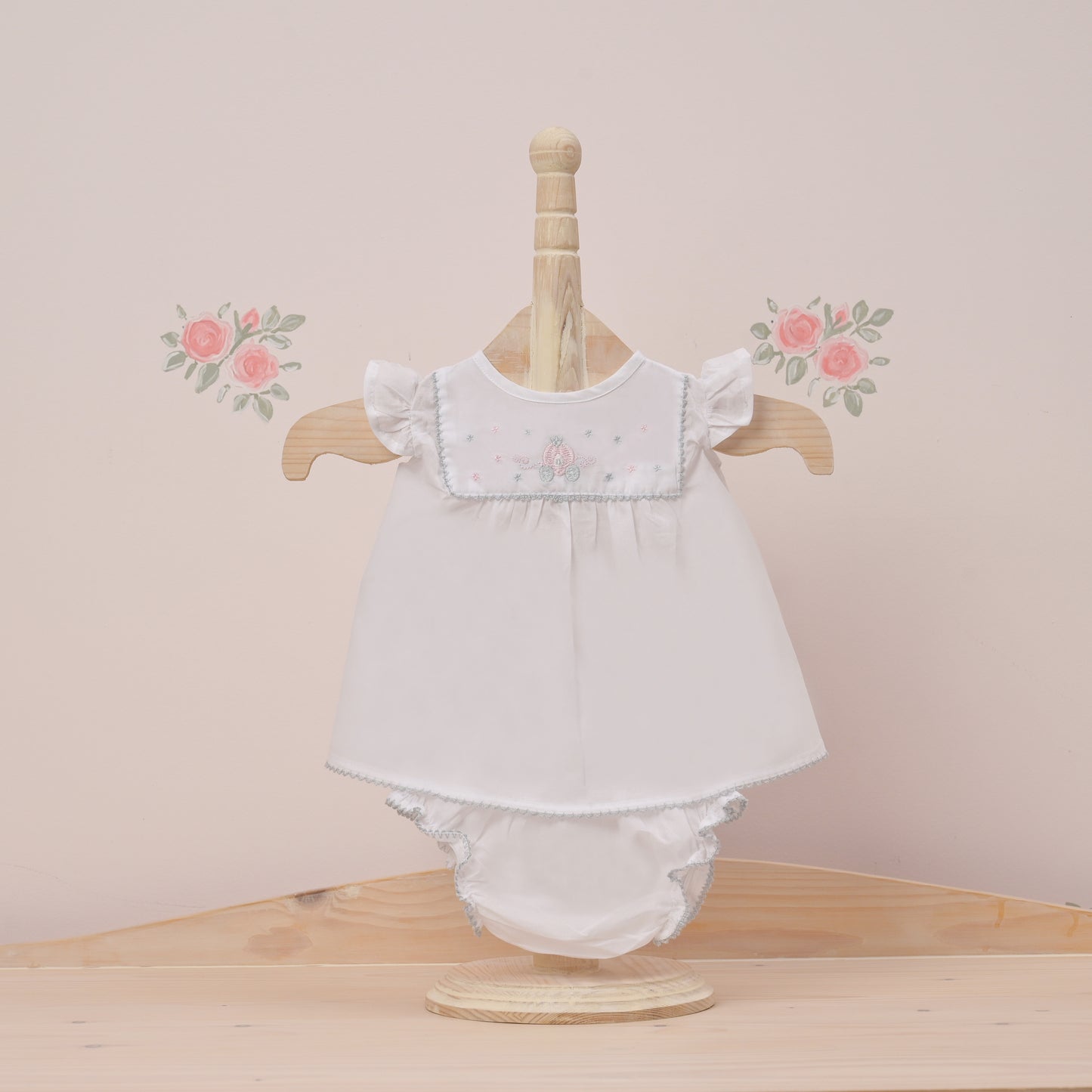 New Born Girl Suit White