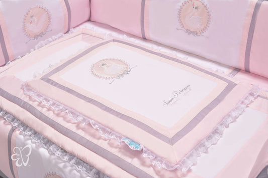 Swan Princess Hand Quilt